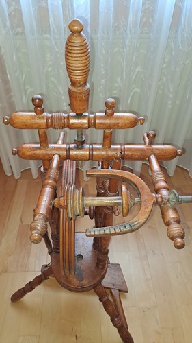 Antikes spinnrad - antikes,
