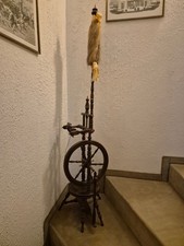 altes schönes Spinnrad