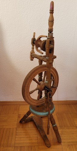Antikes spinnrad aus holz 19 - holz,,