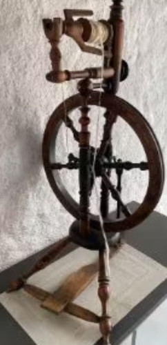 Antikes spinnrad deko oder - –,
