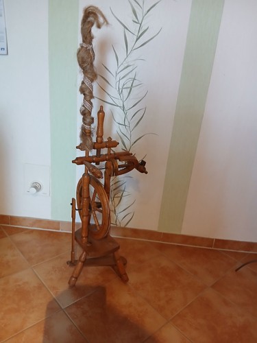 Altes spinnrad eiche - altes, rustikal