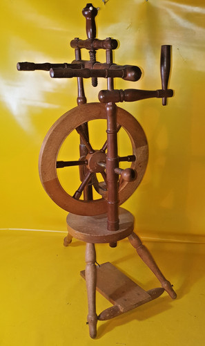 Omas altes holz - omas, höhe