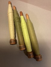 4 alte Garnspulen